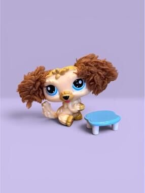 Littlest Pet Shop LPS Labradoodle #2421 with Table Accessory